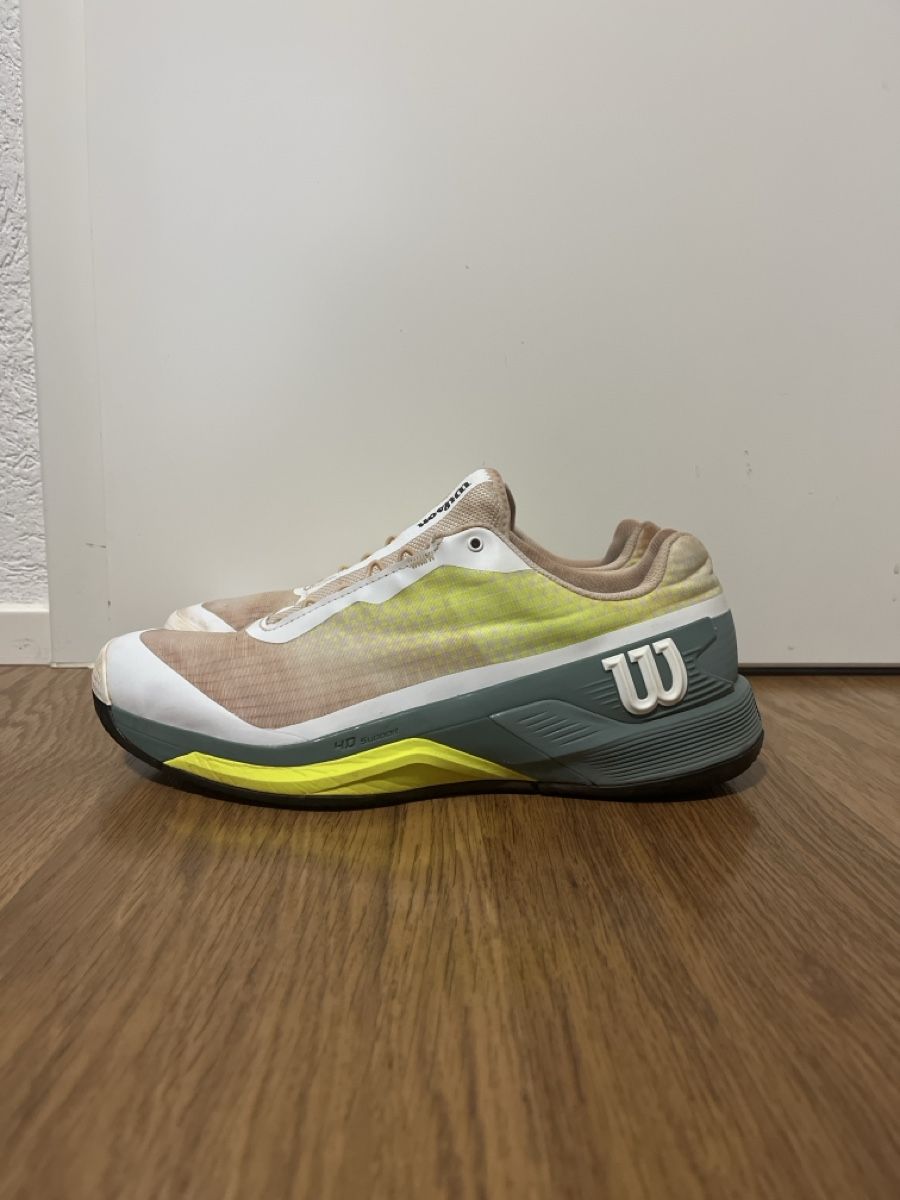 Wilson Scarpe da uomo: Chaussure de tennis Wilson Utilise 1 mois – Usato da Chézard-St-Martin venduto da Kikof78