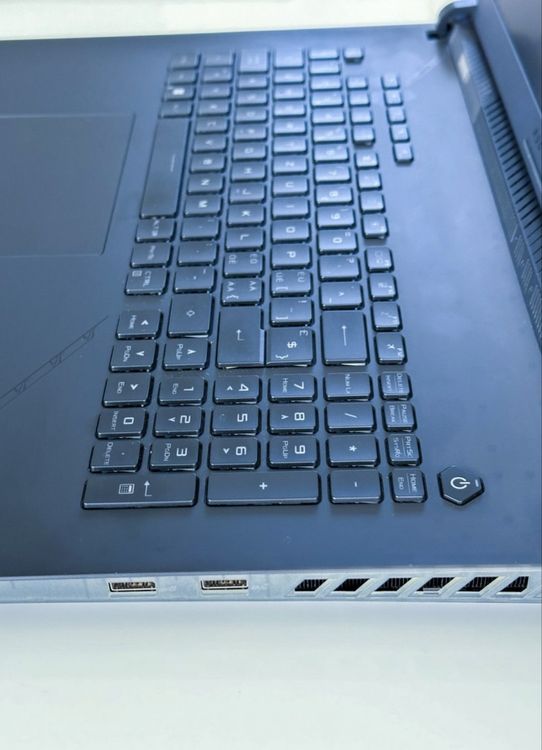 Top Gaming Laptop: Asus ROG Strix G18 RTX 4090 (Gebraucht) in ...