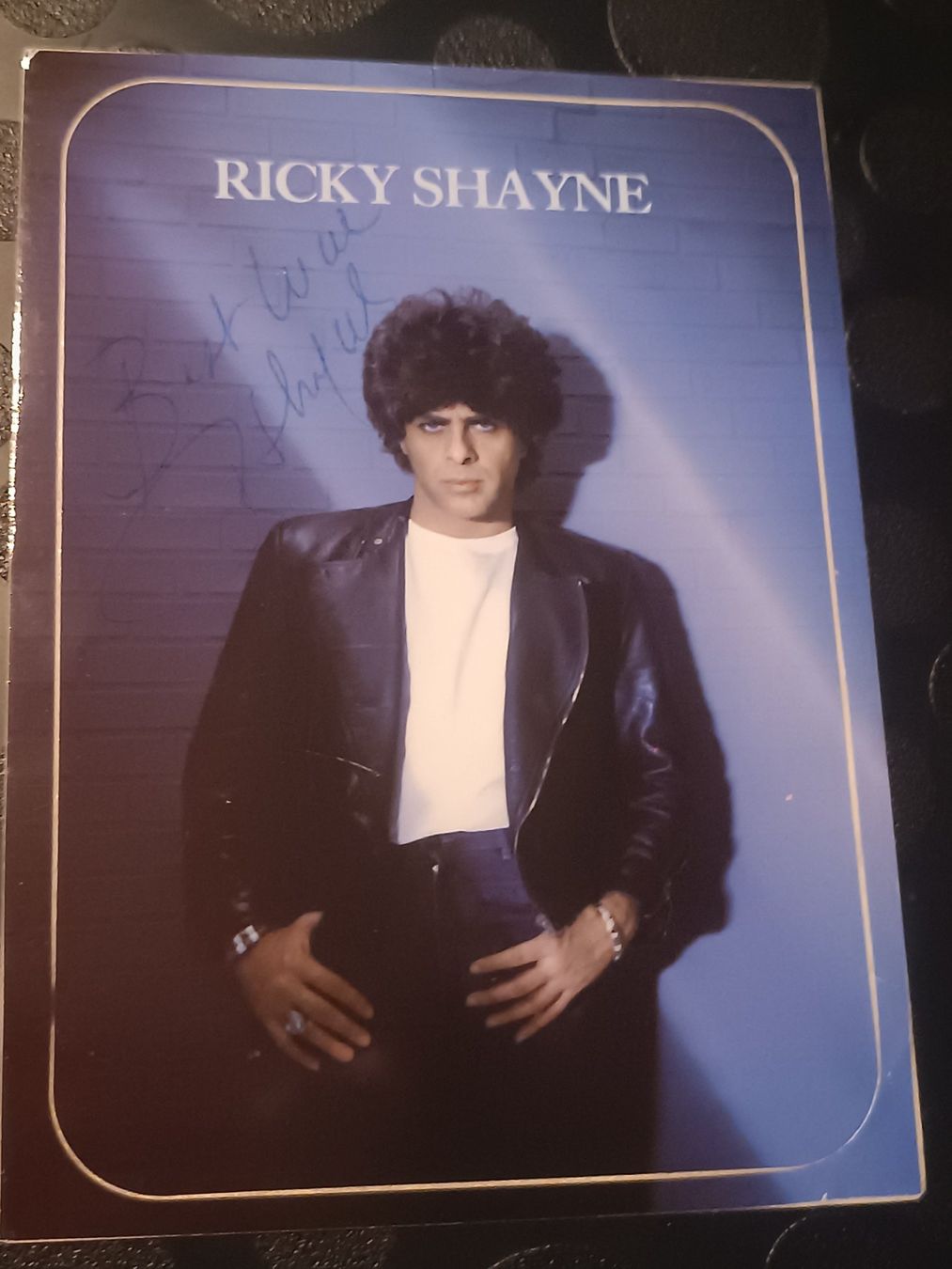 Autographes: Ricky Shayne  - handsignierte Autogrammkarte – D'occasion à Menziken par Artographs