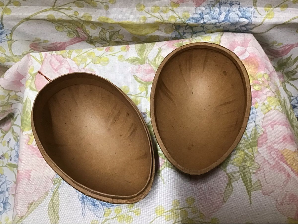 Tutte le decorazioni: Antikes Papp Osterei – Usato da St. Gallen venduto da Goldlilly 2