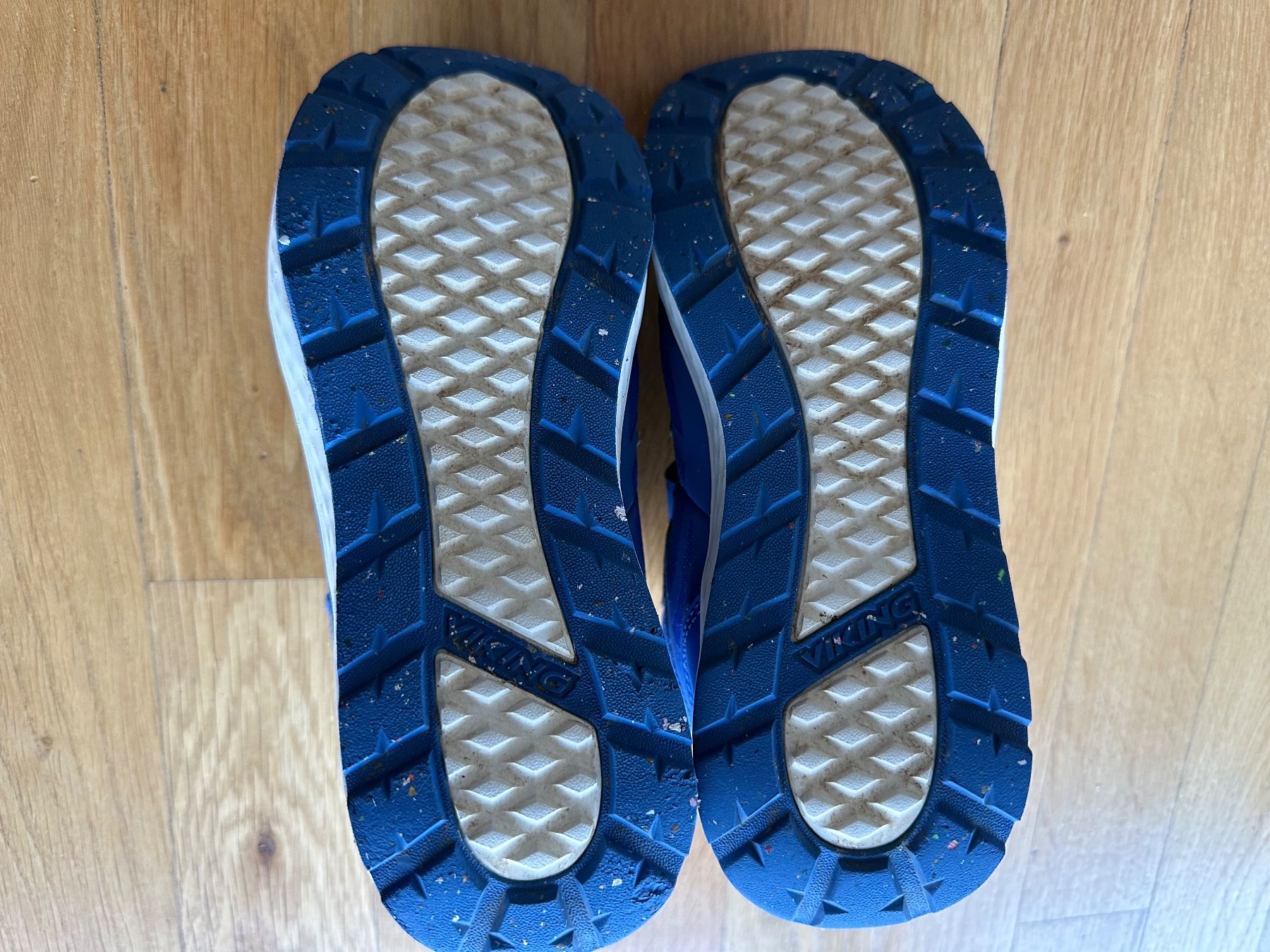 Viking Scarpe per ragazzi: VIKING Sneaker Boot 35 Blue Goretex – Usato da Montagnola venduto da eva_gm6j 5