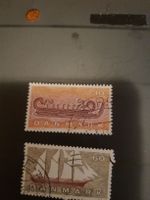 Lot de 2 timbres anciens du Danemark - Bateaux Vikings