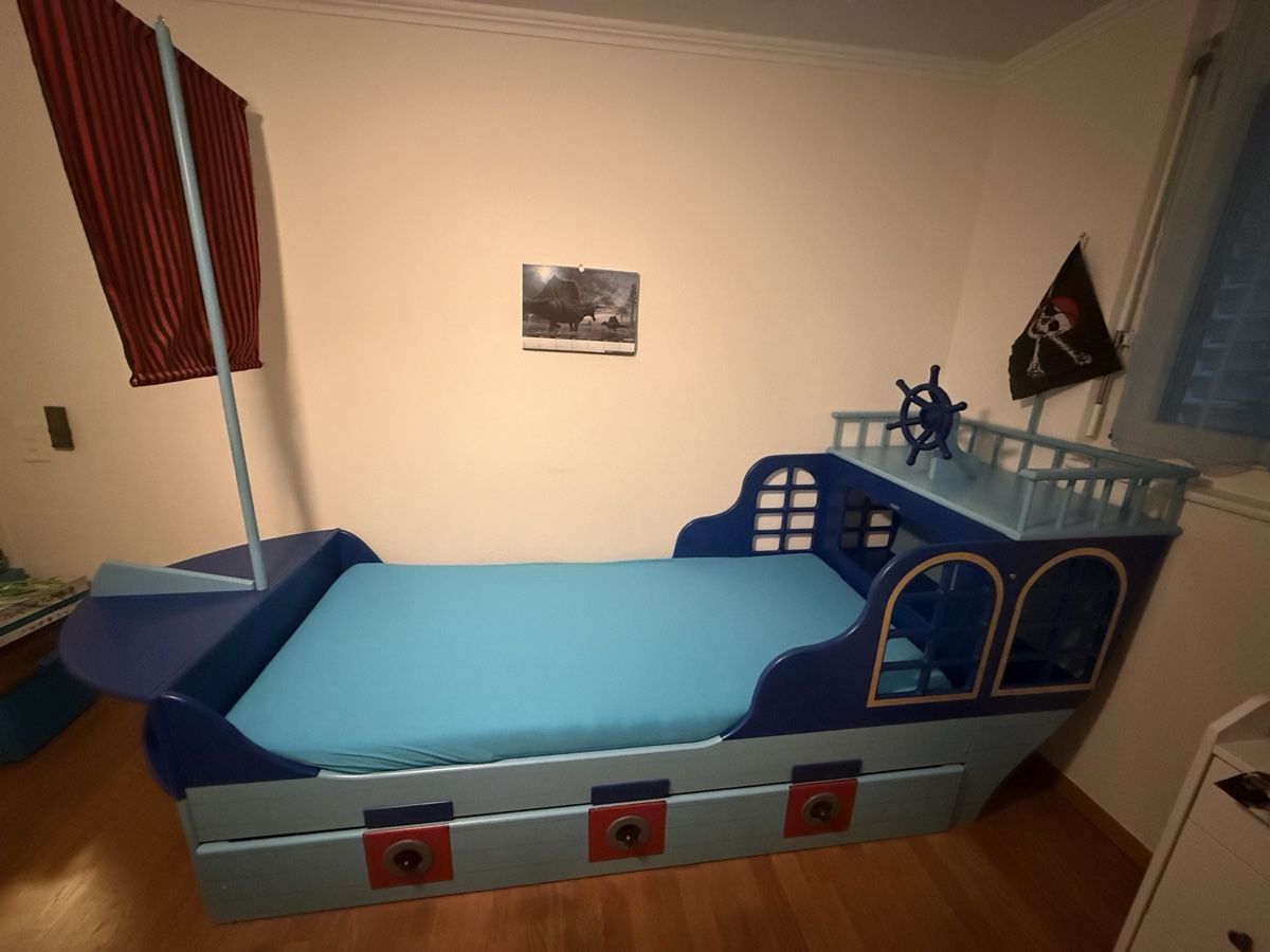 Letti: Kinderbett Schiff – Usato da Vaduz venduto da mausilein22 8