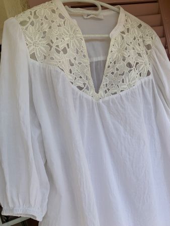 Weisse Damen Bluse mit Spitze Gr.L/XL