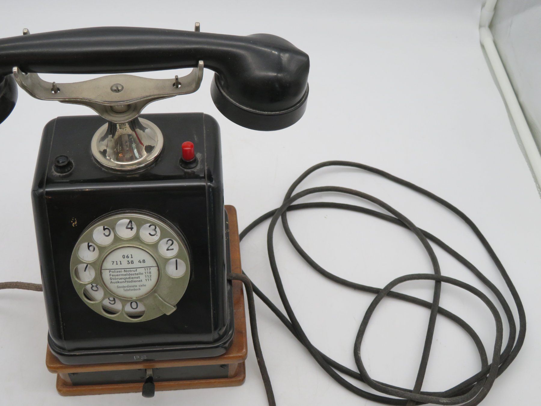 Siemens Telefone: Waehlscheibentelefon PTT mit Bakellithörer – Gebraucht aus Reinach BL von WBZ-Flohmarkt 1