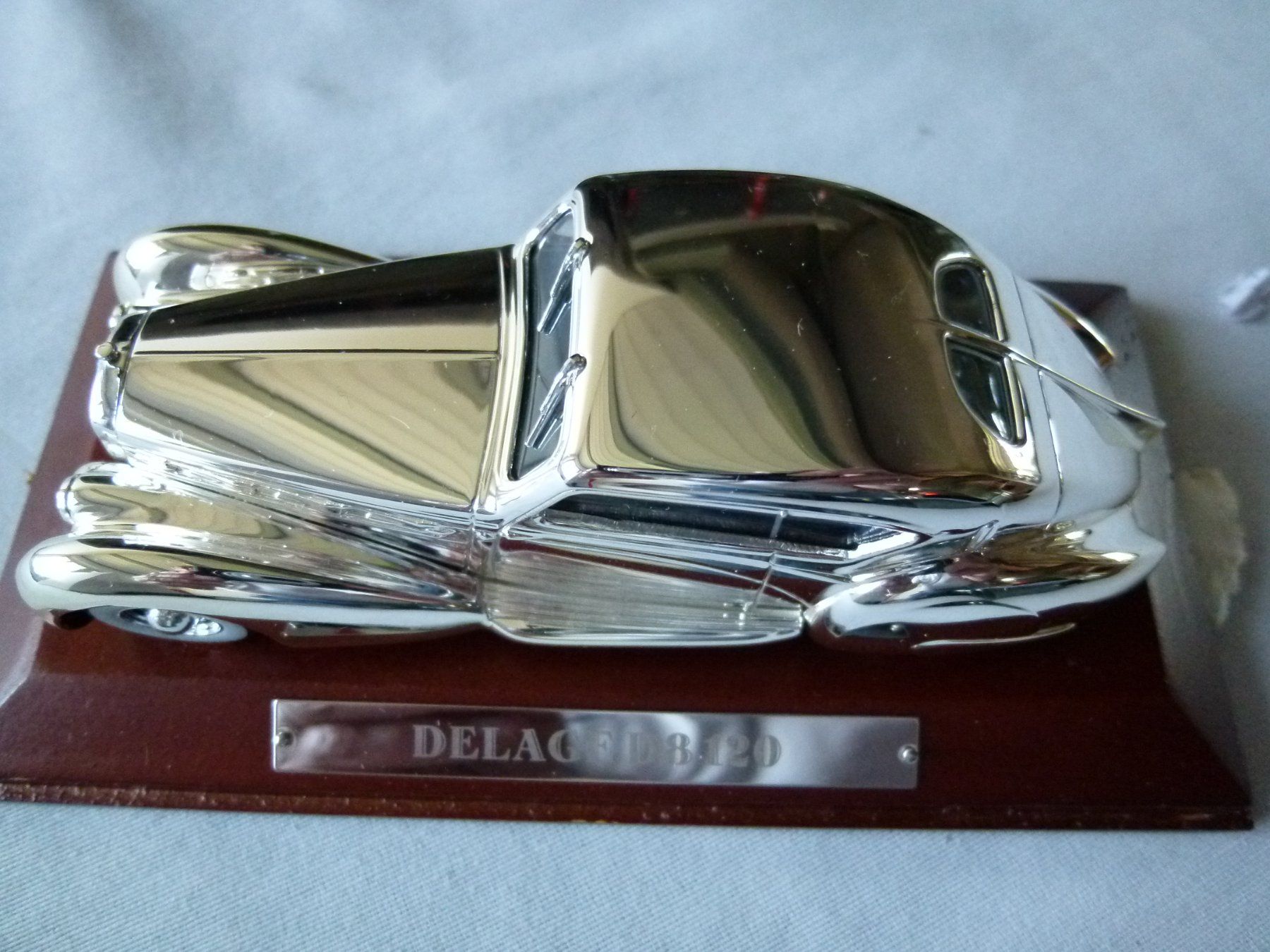 Modellautos: Delage D8 - in Chrom - speziell -Box defekt – Gebraucht aus Reiden von Aston2 2