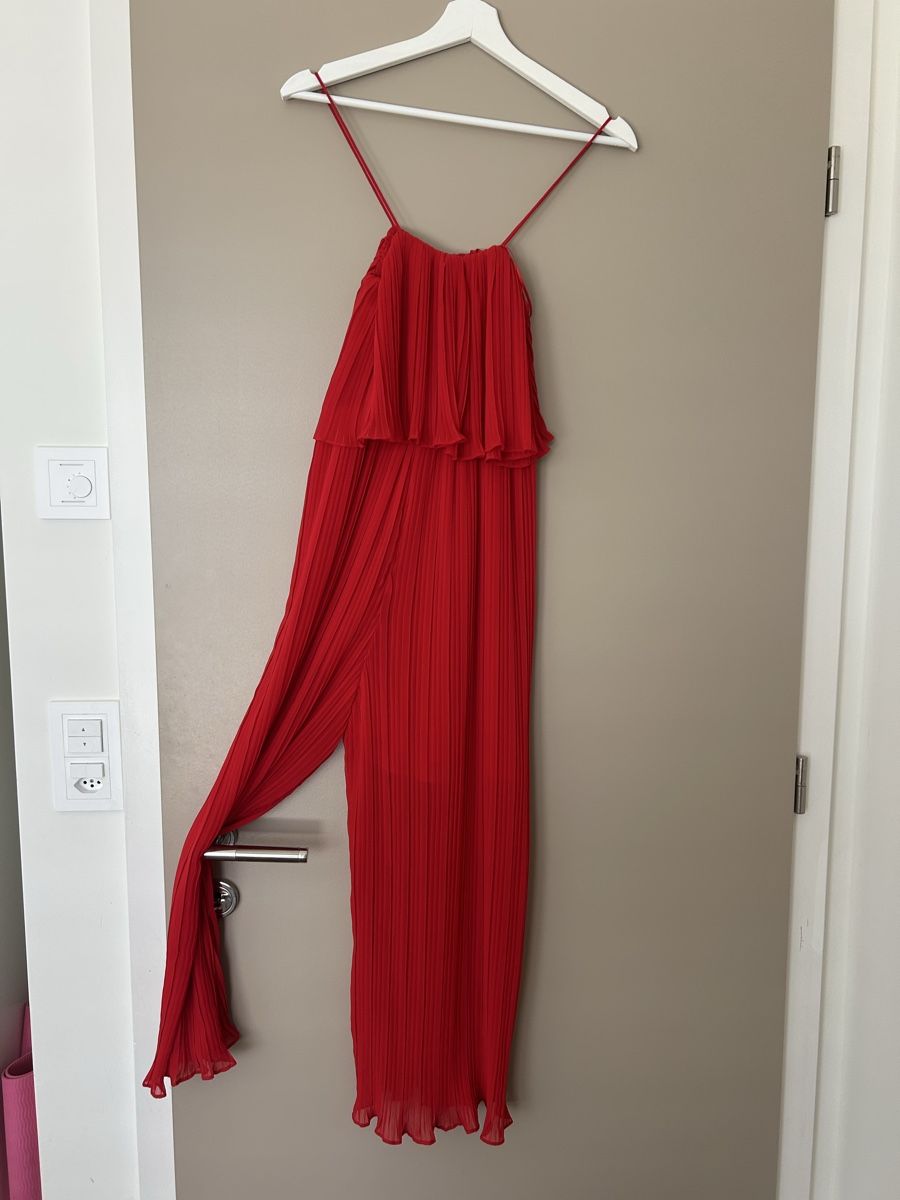 Zara Tute: Zara overral red size XS  – Nuovo (secondo la descrizione) da Epalinges venduto da kat_lyp6 1