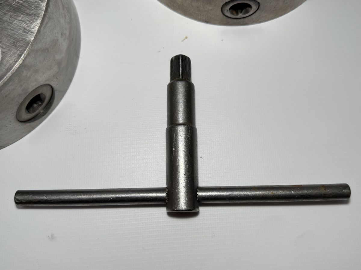 Tutti gli attrezzi: Dreibackenfutter 3BF 160mm Drehbankfutter – Usato da Boswil venduto da ABLagerBoswil 4