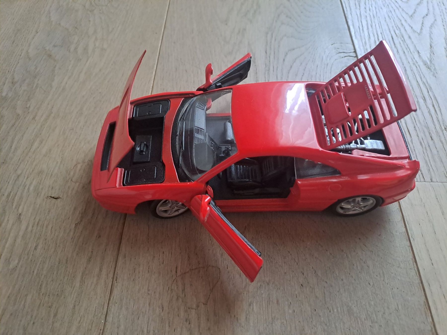 Ferrari Modellini d'auto: Ferrari F355, Modelauto rot, 1:24 – Usato da Wängi venduto da Raettli10 1