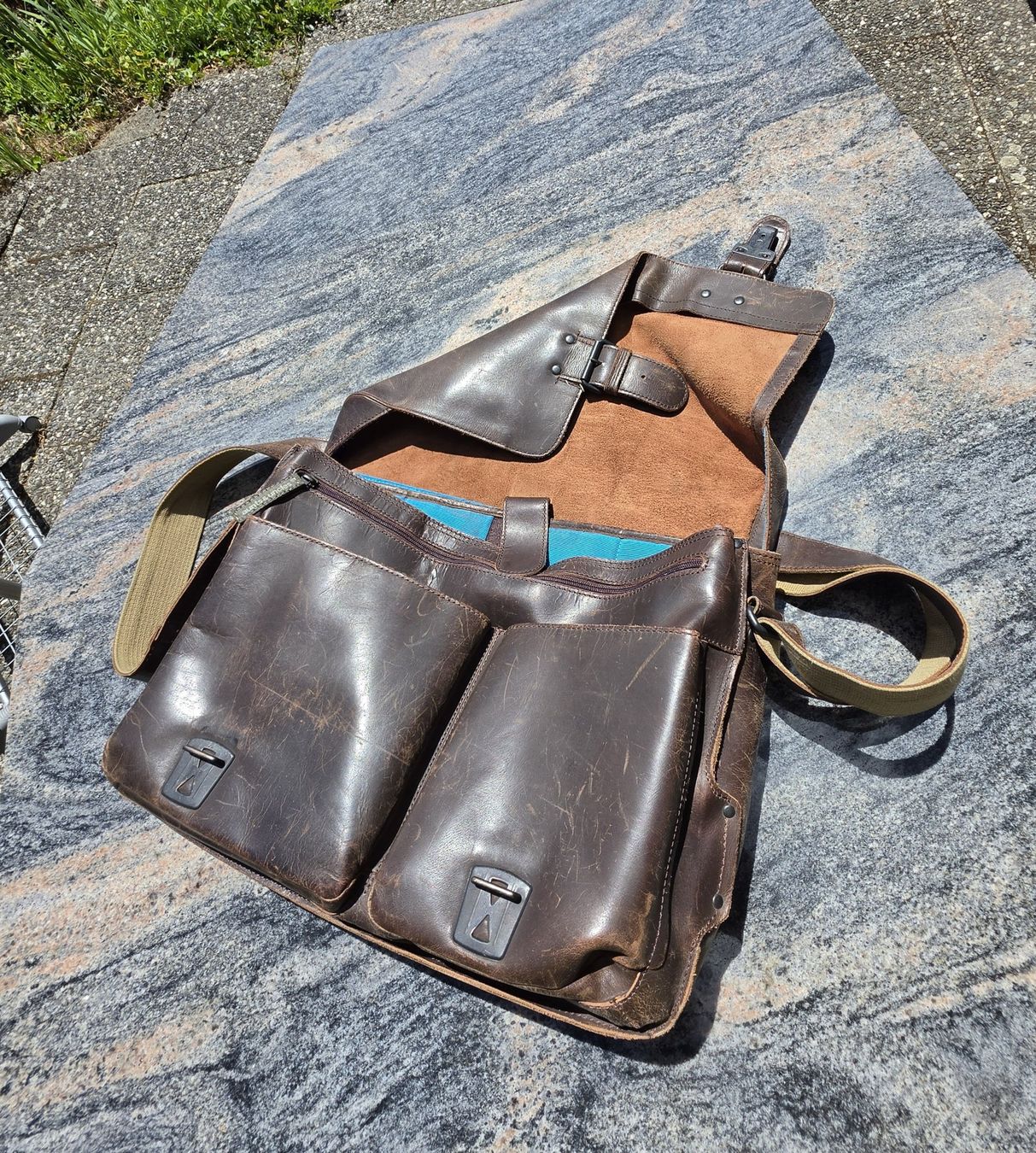 Taschen: Tasche Ants and Uncles – Gebraucht aus Uster von chr_f9y7
