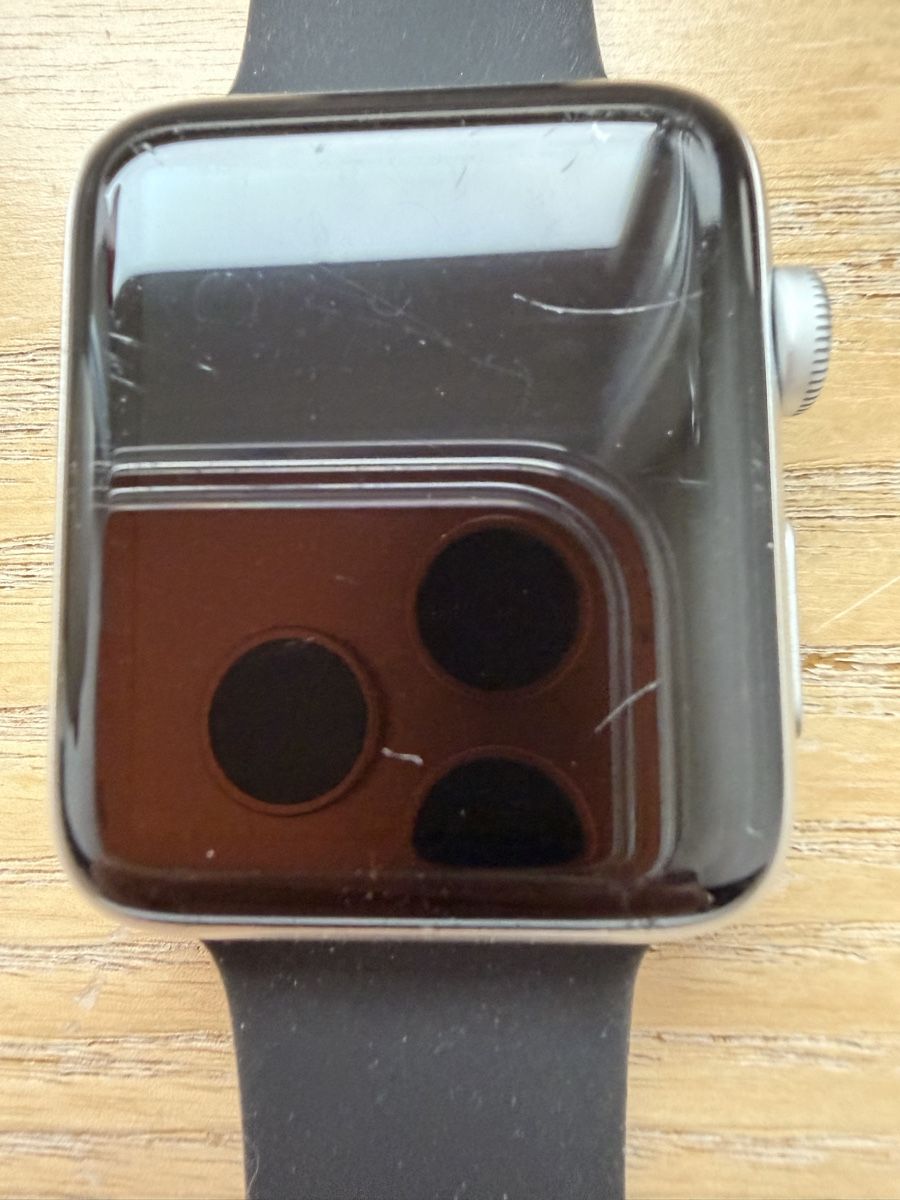 Apple Smartwatch: Apple Watch Series 3 Nike+ 42mm LTE – Usato da Chézard-St-Martin venduto da chr_vz22 2