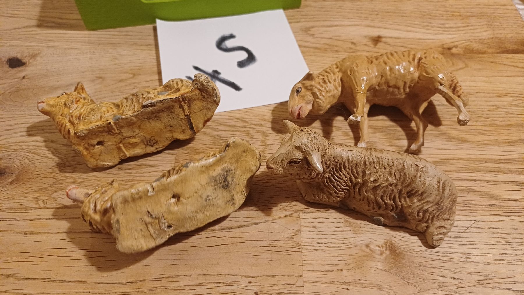 Figuren: 4 Antike Krippenfiguren Schafe – Gebraucht aus Flawil von Naphtali 1