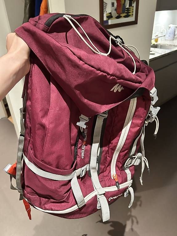 Rucksäcke: Wanderrucksack zu verschenken – Gebraucht aus Zürich von and_9kgf