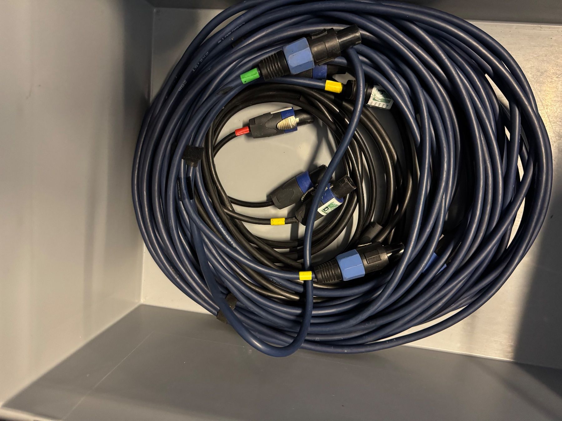 Neutrik Cavi: Posten Speakon Lautsprecherkabel – Usato da Eiken venduto da Skylight 1