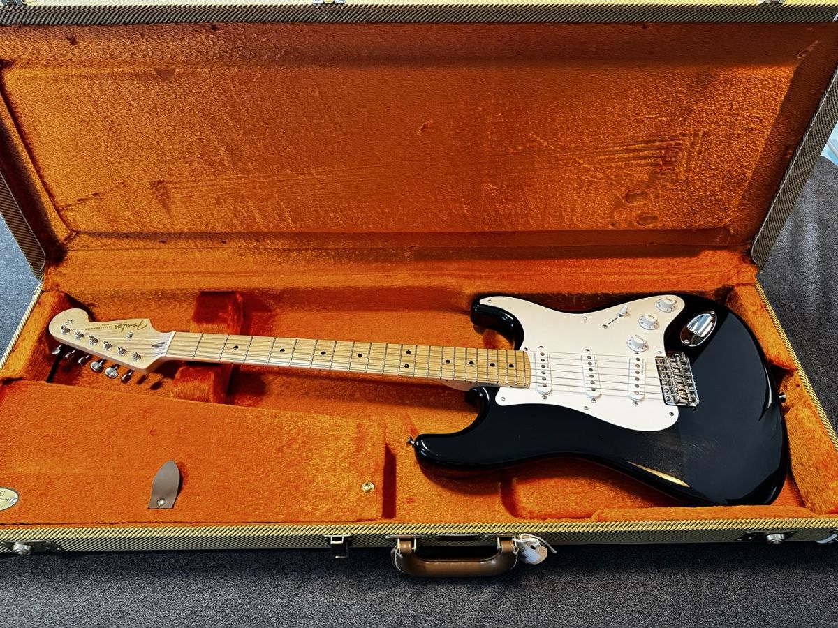 Fender Musikinstrumente: Fender Custom Shop Eric Clapton Stratocaster “Blackie” 2015  – Neu (gemäss Beschreibung) aus Flims Waldhaus von djslim132 5