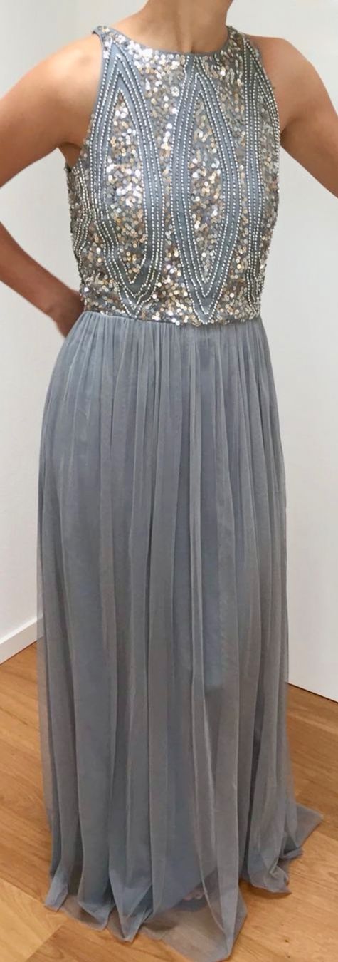 Kleider: Abendkleid mit Pailletten grau lang – Neu (gemäss Beschreibung) aus Herrliberg von kat_q7sj