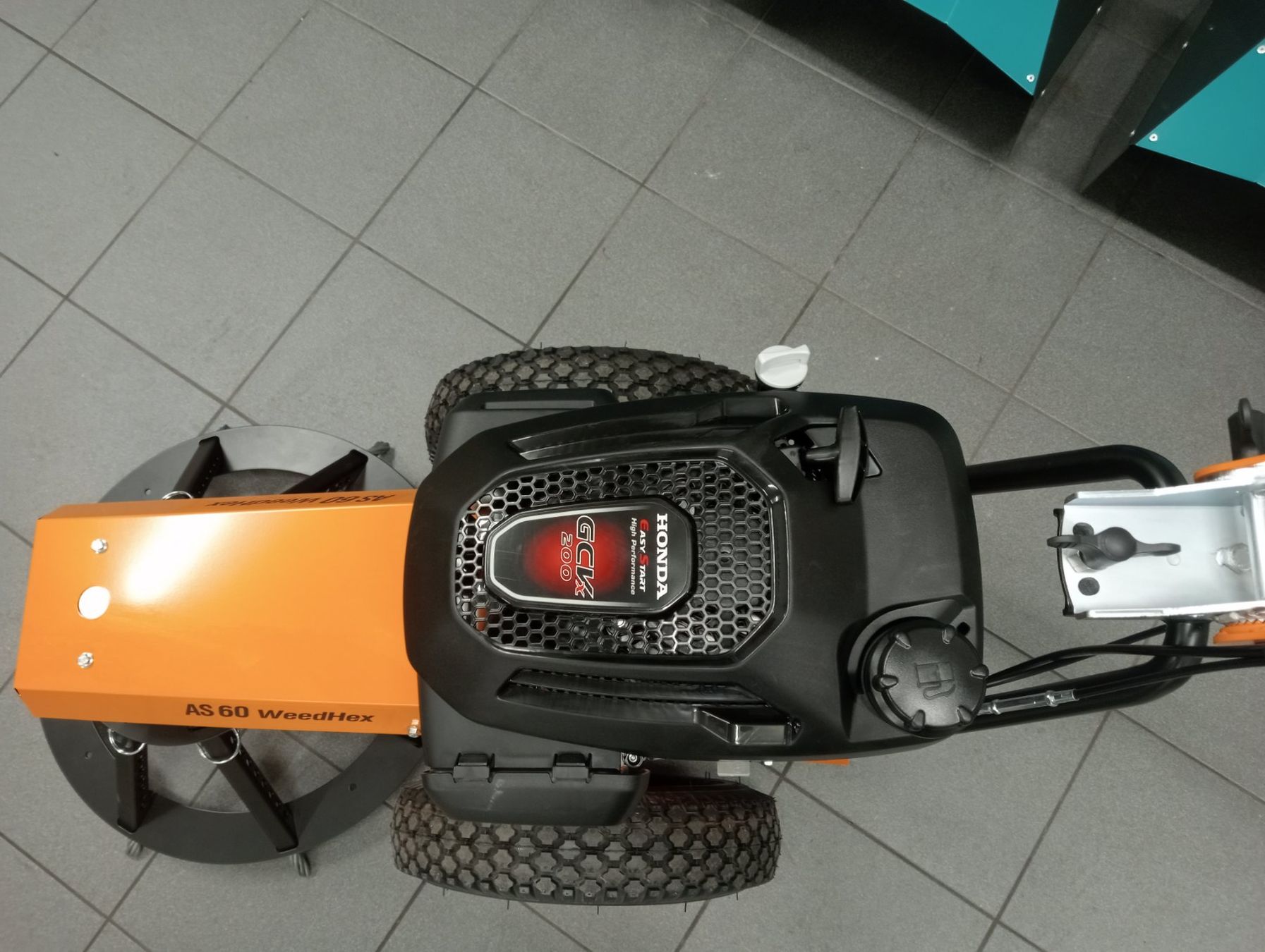Tutte le macchine: AS60 WeedHex Unkrautbürste 60cm – Nuovo e nell'imballaggio originale da Rüegsbach venduto da Garage3418 2