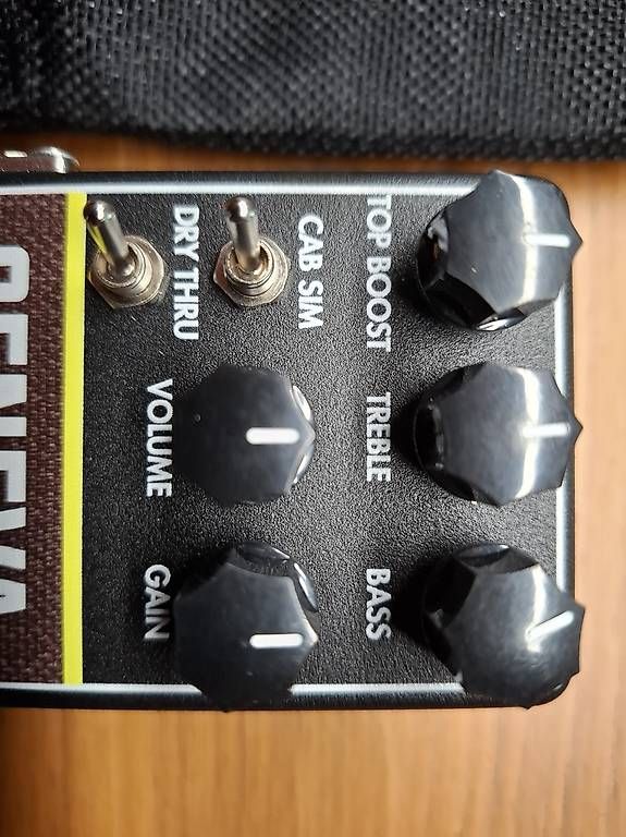 Strumenti musicali: Westminster Effects Geneva mk.ll – Usato da Kriens venduto da Cmoses 2