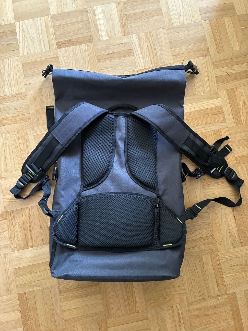 Zaini: Code 10 - Rucksack – Wasserdicht & Diebstahlsicher – Nuovo (secondo la descrizione) da Jona venduto da sami45J 1