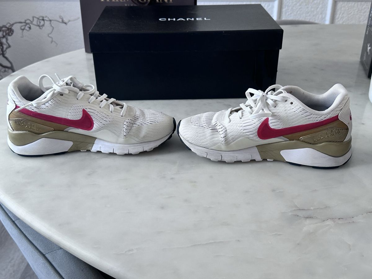 Nike Damenschuhe: Nike Air Pegasus 84 Gr.37.5 Damenschuhe – Gebraucht aus Frick von Soleil4658 1