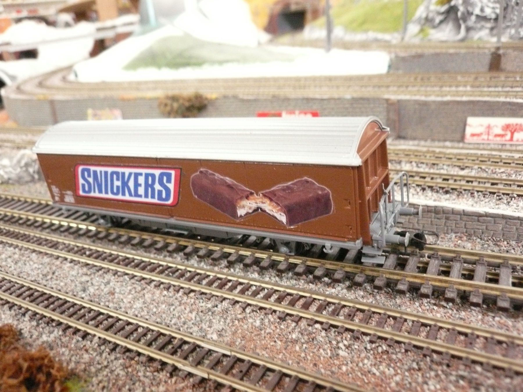 Roco Trains électriques: ROCO HBIS H0 DC  ""  SNICKERS  ""  EINMALIG MIT OVP – D'occasion à Pfaffnau par nolff 1