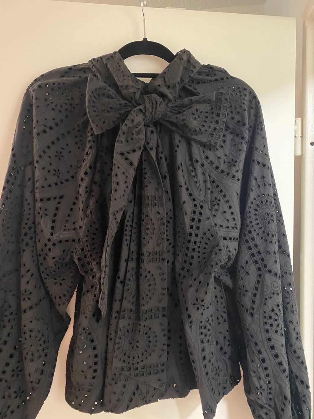 Ganni Camicette: Ganni Bluse – Usato da Wetzikon ZH venduto da Deba26 2