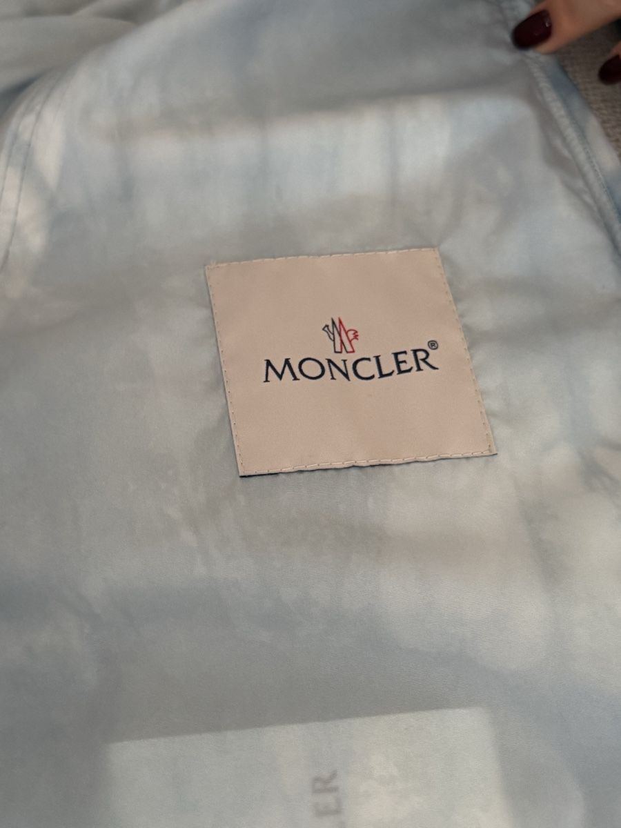 Moncler Jacken: Moncler jacket mid-season size 1 cloud blue  – Neu und originalverpackt aus Zürich von ste_vwk8 9