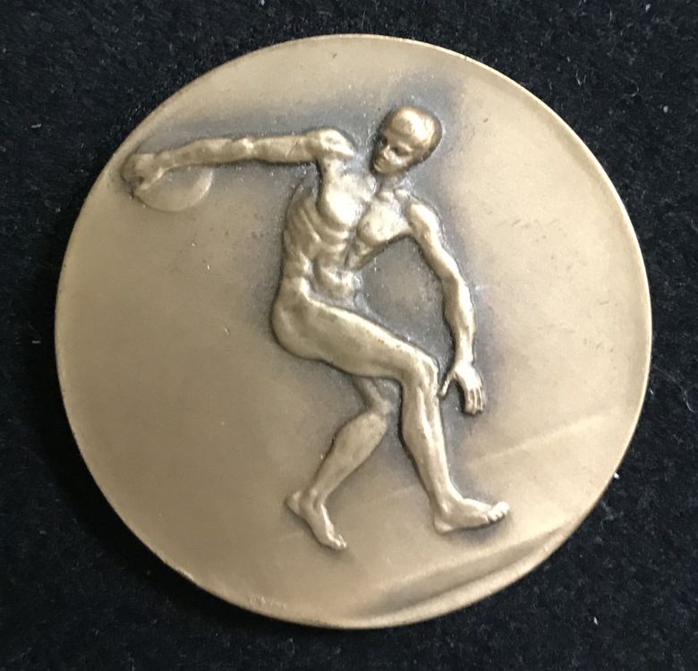Insigne émaillé Athlétisme Paris France Italie – Pin's Vintage Sport
