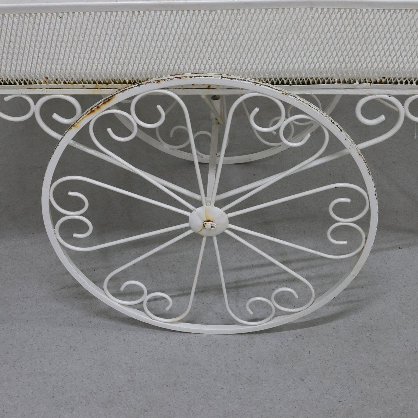 Schubkarren: Blumenwagen im Vintage-Stil – Gebraucht aus Volketswil von brockipfannenstil 3