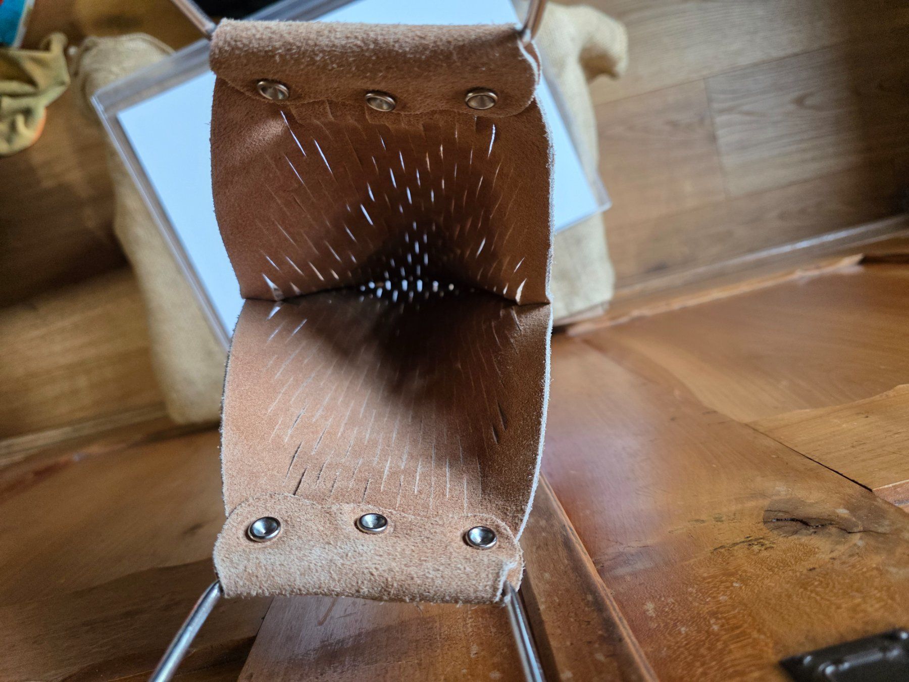 Borse da donna: Leder Hand Tasche Beutel Metall Träger – Usato da Walterswil BE venduto da Lonitti 2