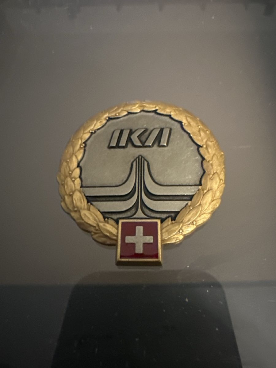 Schweizer Armee Placchette & Badge: Armee – Usato da Morbio Inferiore venduto da Ecod