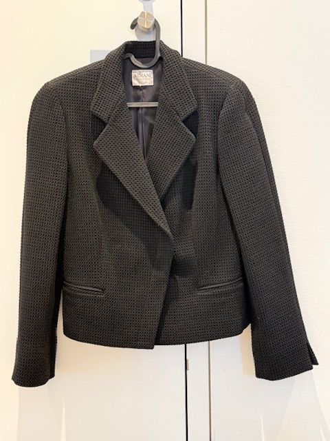 Armani Jacken: Armani Kurzblaser – Gebraucht aus Wilchingen von beamega 3