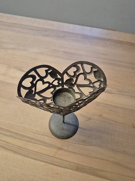 Alle Dekorationen: Windlicht Herzen Metall - top Zustand – Gebraucht aus Buttisholz von Ottilia31 1