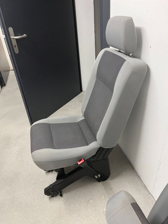 ZentimeX Sitzbezug Für SKODA OCTAVIA - Baumwolle Schwarz Einzelsitz