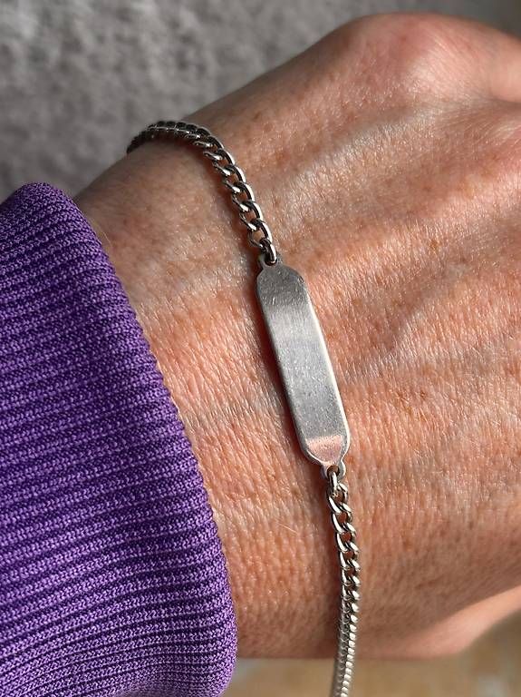 Bracciali & Braccialetti: Silberarmband mit Gravur-Platte (20cm) – Usato da Basel venduto da bellespirit
