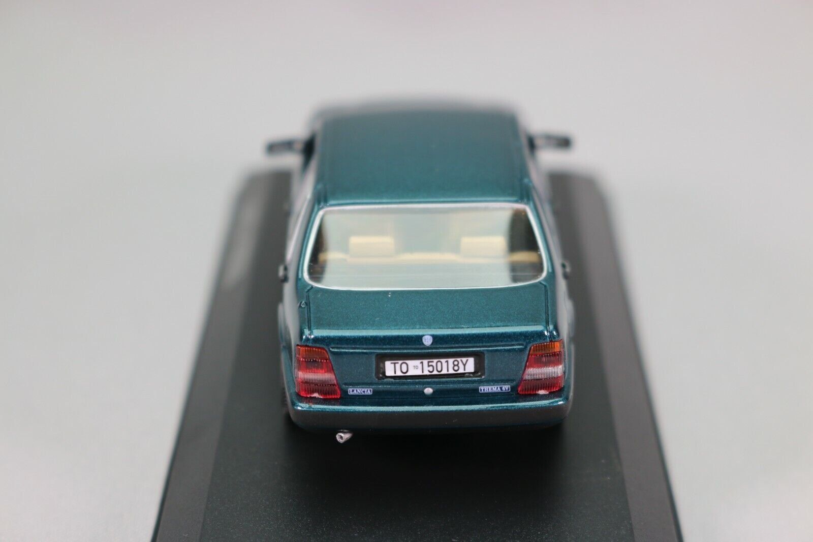 Lancia Modellini d'auto: Lancia Thema – Nuovo e nell'imballaggio originale da Flawil venduto da Imperiosud 4