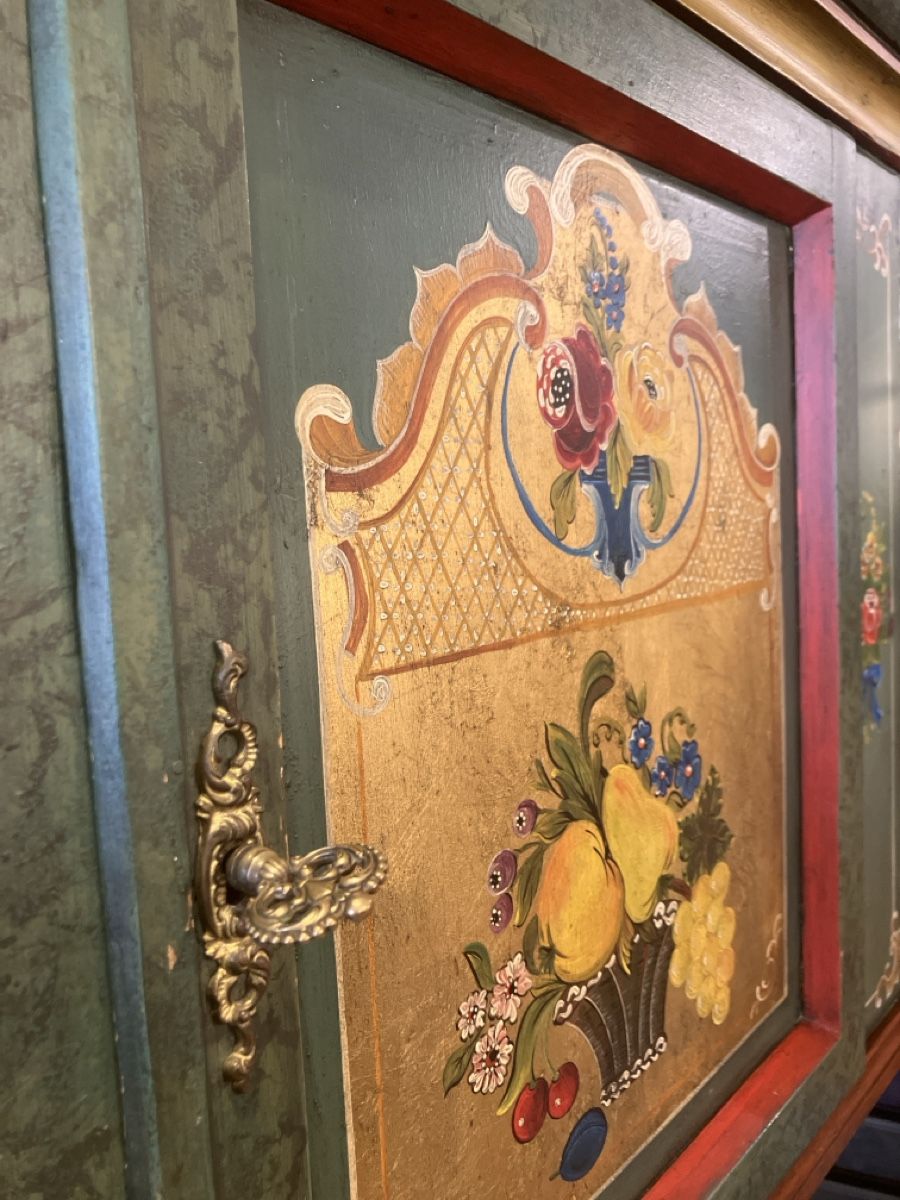 Credenze: Wunderschönes antikes Büffet Anrichte ca 1850 – Usato da Erlenbach im Simmental! venduto da Simmentaler-Perlen 7