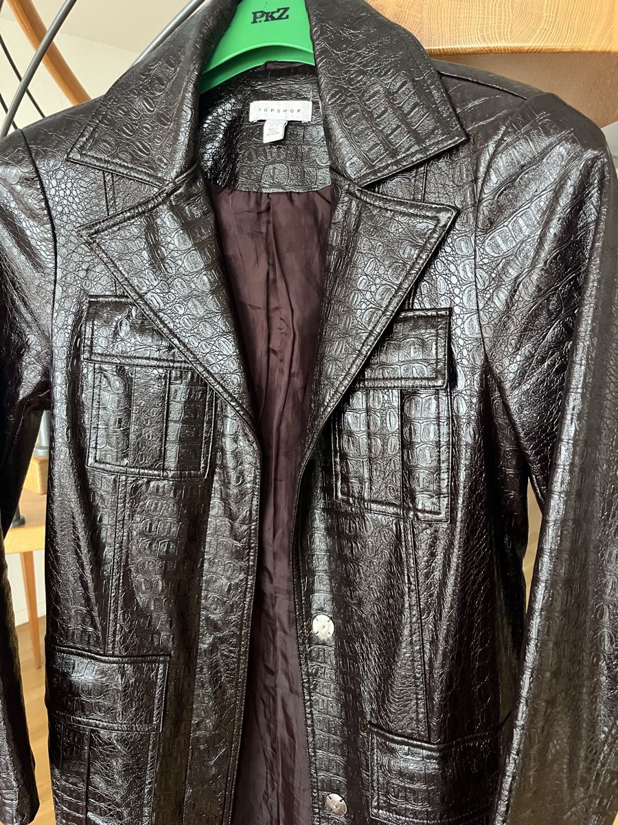 Mäntel: Manteau vernis croco bordeau – Gebraucht aus Neuchâtel von Ariane_vn00 1