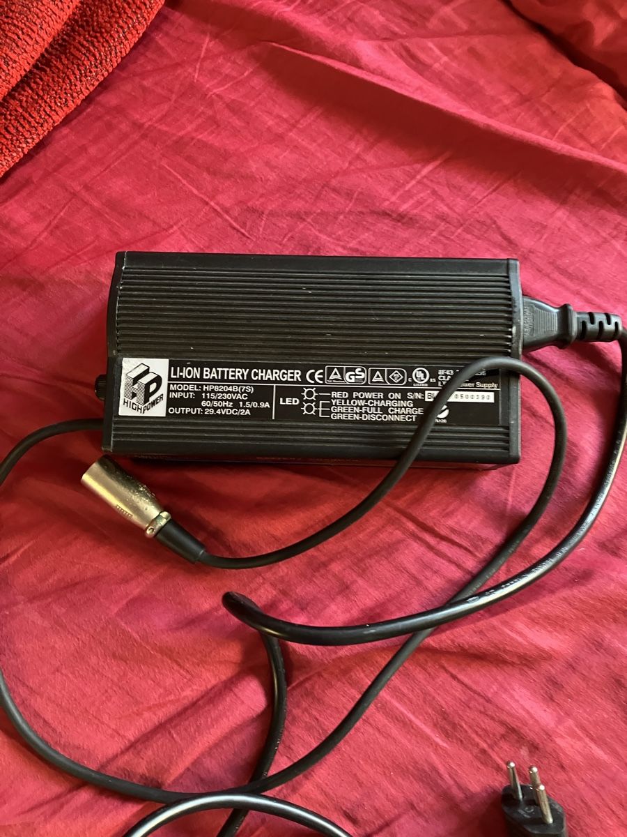 Batterie: E-Bike-Akku mit Tasche – Usato da Basel venduto da DanF85 3