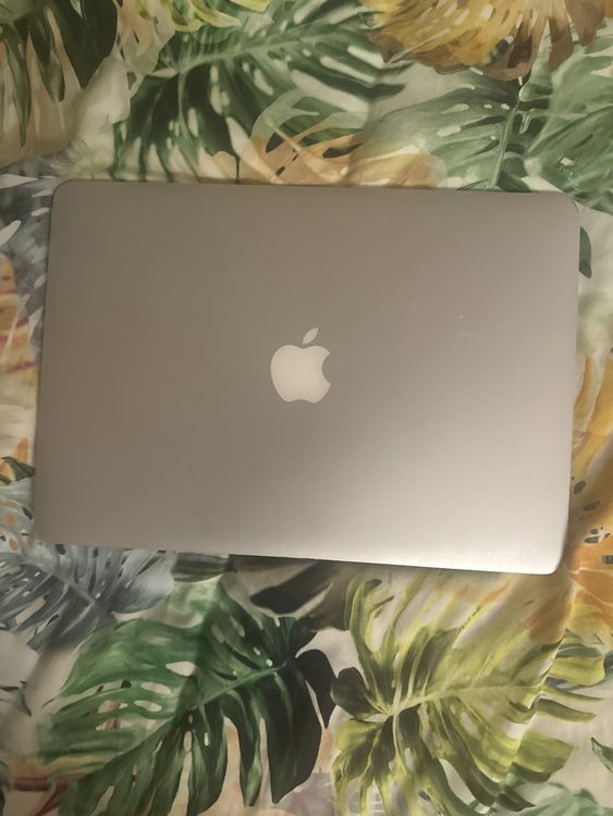 Apple Notebook: MacBook Air 13 (nirgendwo günstiger) – Nuovo (secondo la descrizione) da Wil SG venduto da Beachbar2424 1