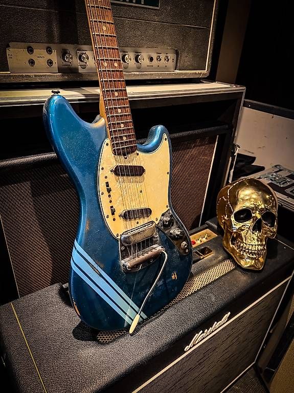 Fender Strumenti musicali: Fender Mustang competition 1973 – Usato da Montreux venduto da Alligator-AMPS