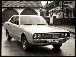 Fotografie Auto Datsun 240K GT, Werkfoto