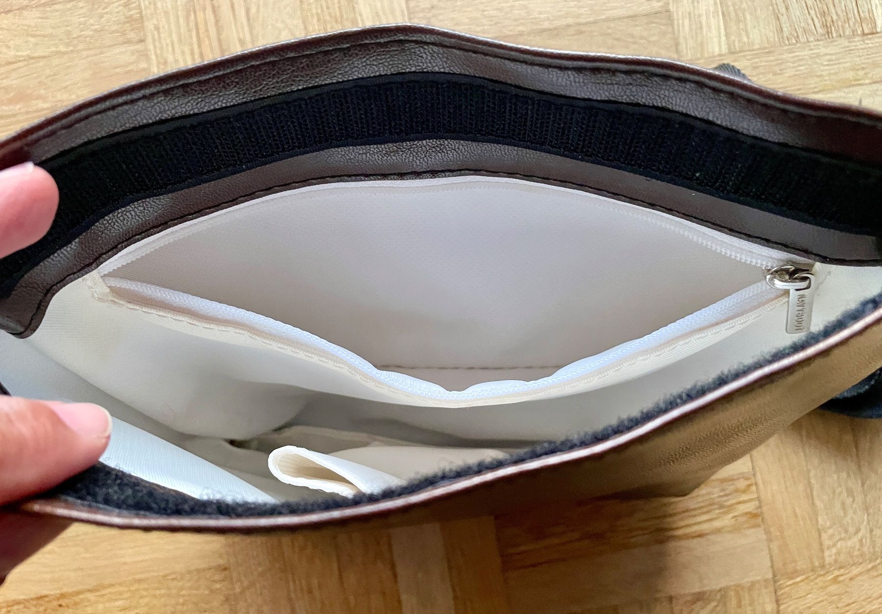 Navyboot Sacs: Umhängetasche Navyboot, braun – D'occasion à Gümligen par soleil149 5