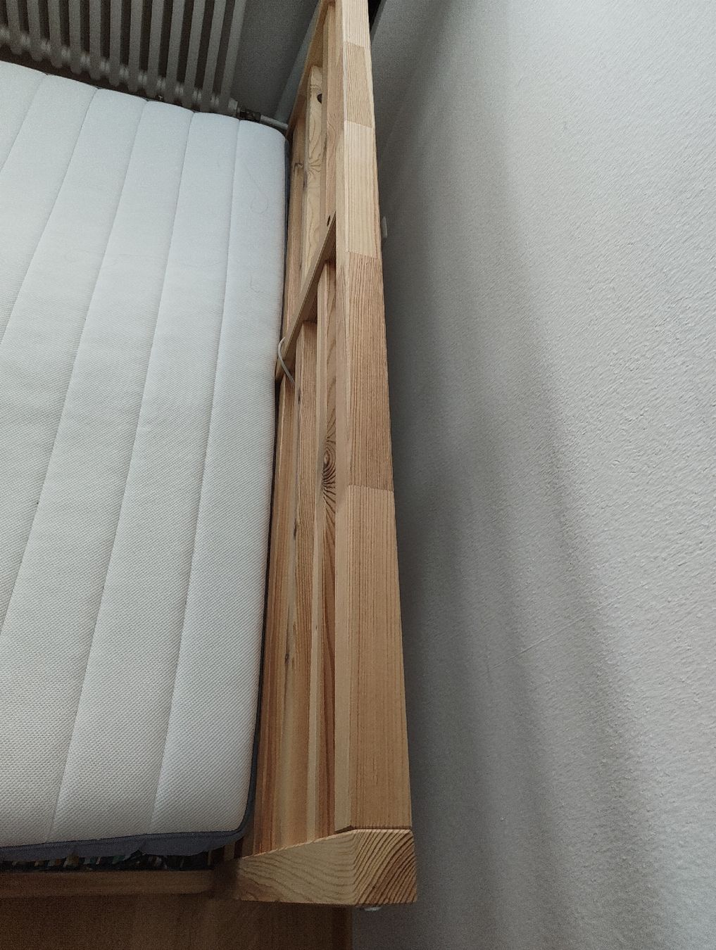 Letti: TARVA Doppelbett, Ikea – Usato da Spreitenbach venduto da roc_d85t 2
