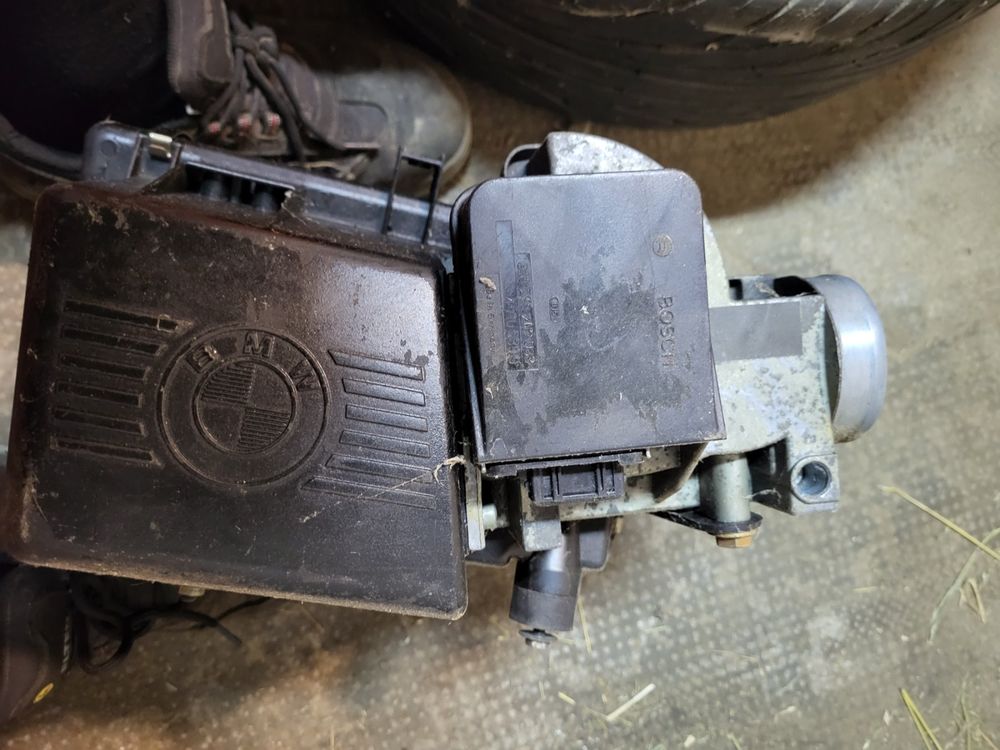 Débitmètre (capteur MAF) NTY Pour BMW E39 525 TDS - Neuf - Référence OE 722184500