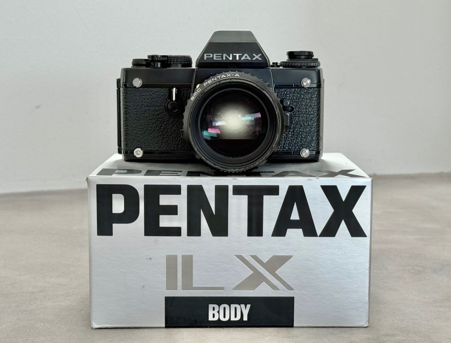 Pentax Fotocamera: Pentax LX Spiegelreflex Kamera-Set mit 5 Objektiven! – Usato da Heiden venduto da positivesoul 2