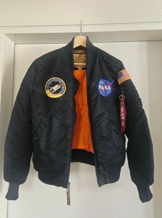 Alpha Industries NASA Bomber Jacke, Grösse M, Top Zustand