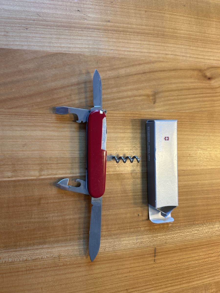 Victorinox Coltelli tascabile: Victorinox Messer mit Gravur Einweihung 1.10.2016 mit Box – Usato da Wynigen venduto da nawy82 2