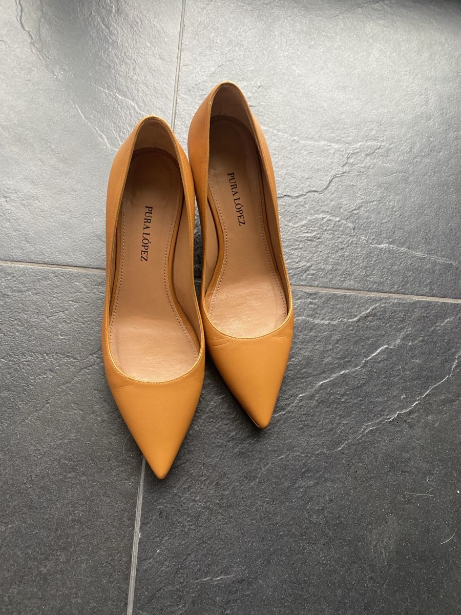 Damenschuhe: Point toe pumps 36 EU leather – Gebraucht aus Zug von kse_w9mn 1