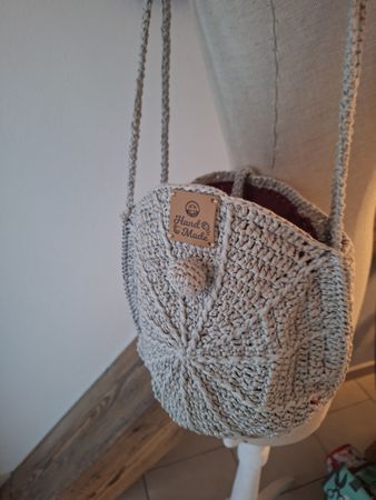 Handgestrickte Umhängetasche, neu, beige und Stoffgefüttert